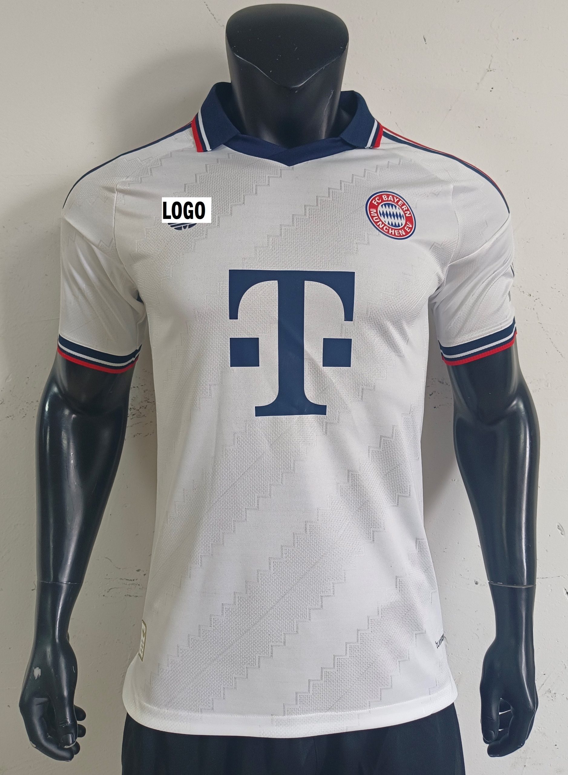 BAYERN MUNICH AWAY MÙA 26/27 – BẢN PLAYER – CHỈ CÓ ÁO