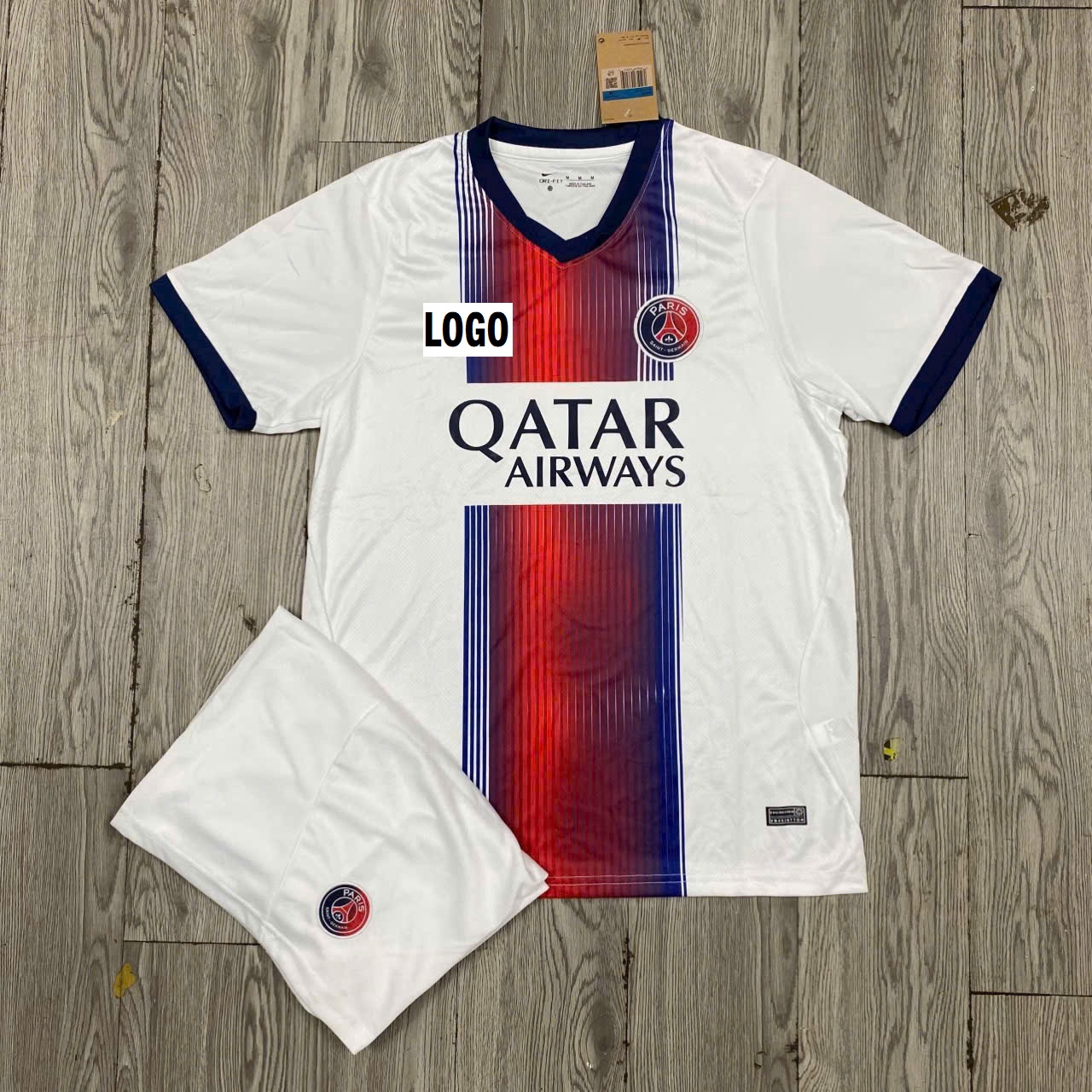 PSG SÂN KHÁCH MÙA 26/27 – BẢN FAN – CẢ BỘ